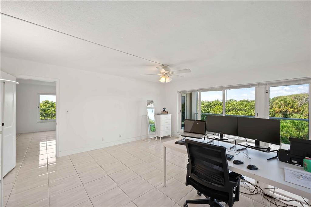 PARK TOWER - Residential