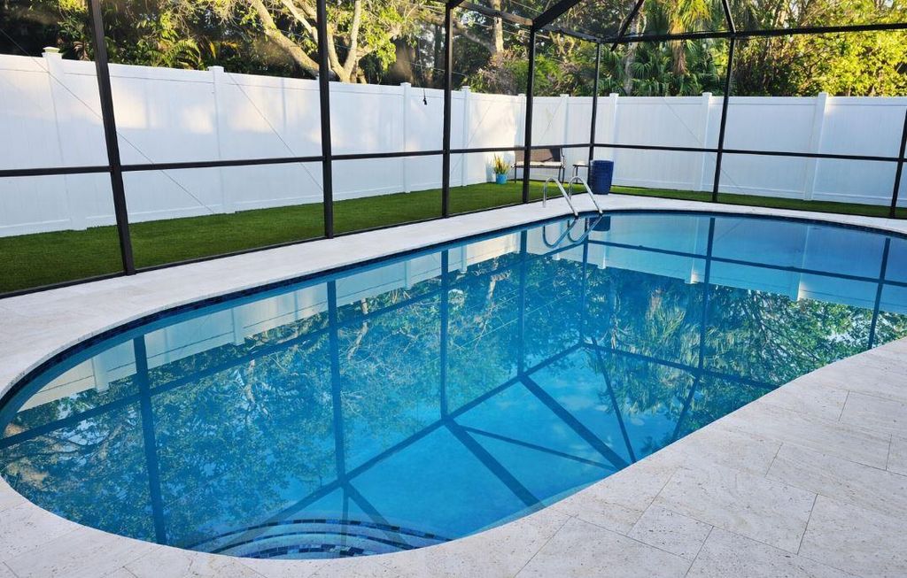 Photo of 1129 W Rainwood Cir, Palm Beach Gardens, FL 33410 (MLS # B26007299)