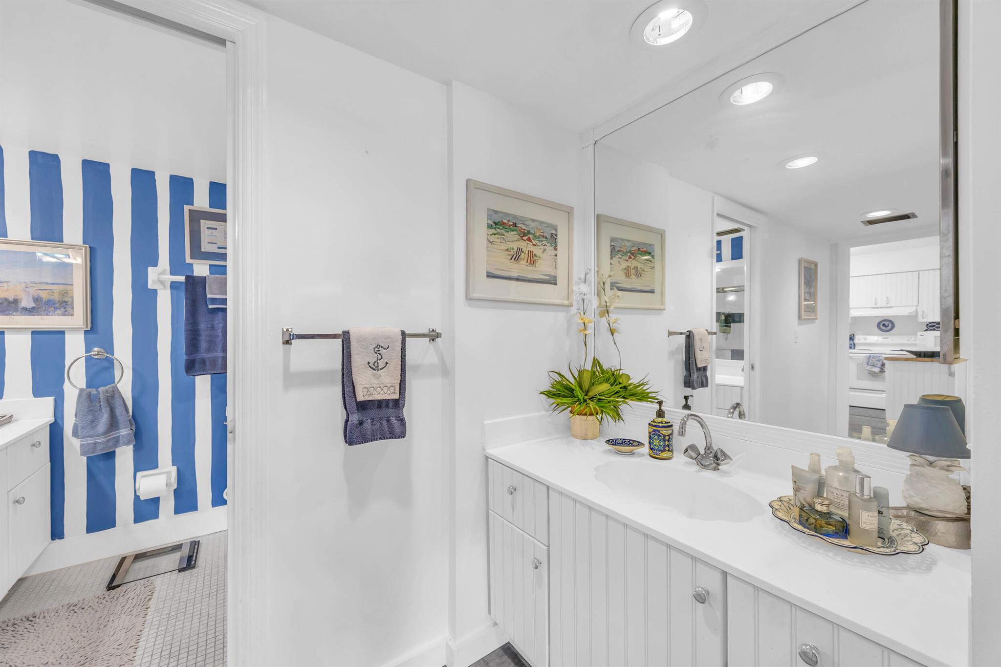 GOLF VILLAS - Residential