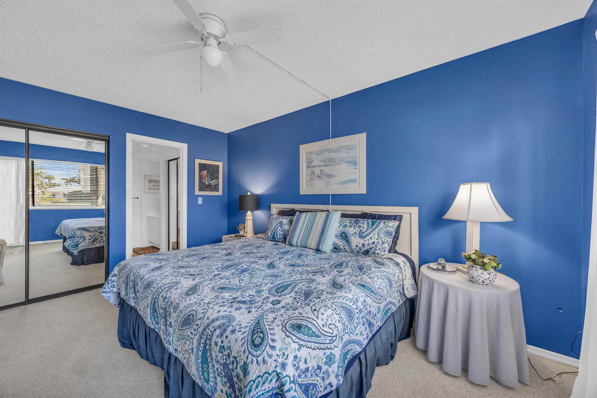 GOLF VILLAS - Residential