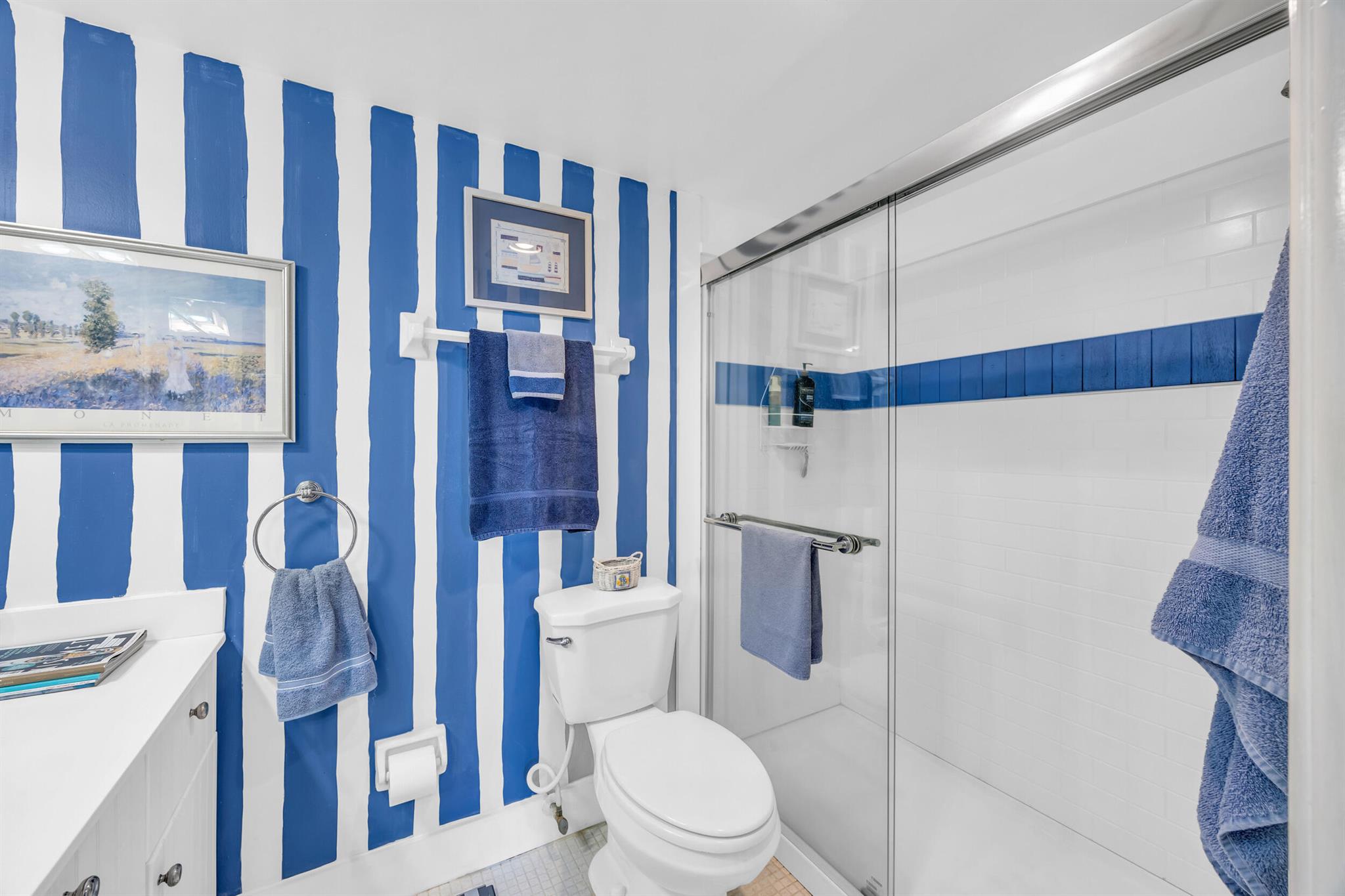 GOLF VILLAS - Residential