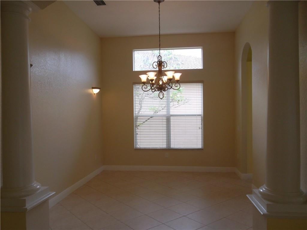 View photos, virtual tours, details... 5091 SW 173rd Avenue