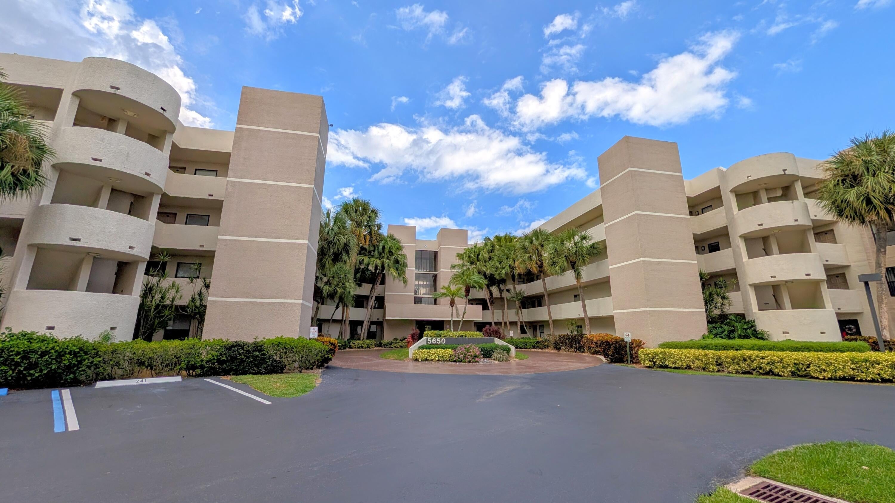 5650 Camino Del Sol 101