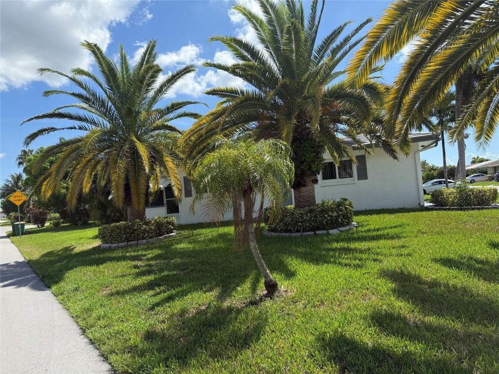 Mainlands Of Tamarac Lake - Residential