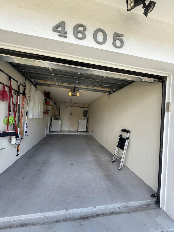 Mainlands Of Tamarac Lake - Residential