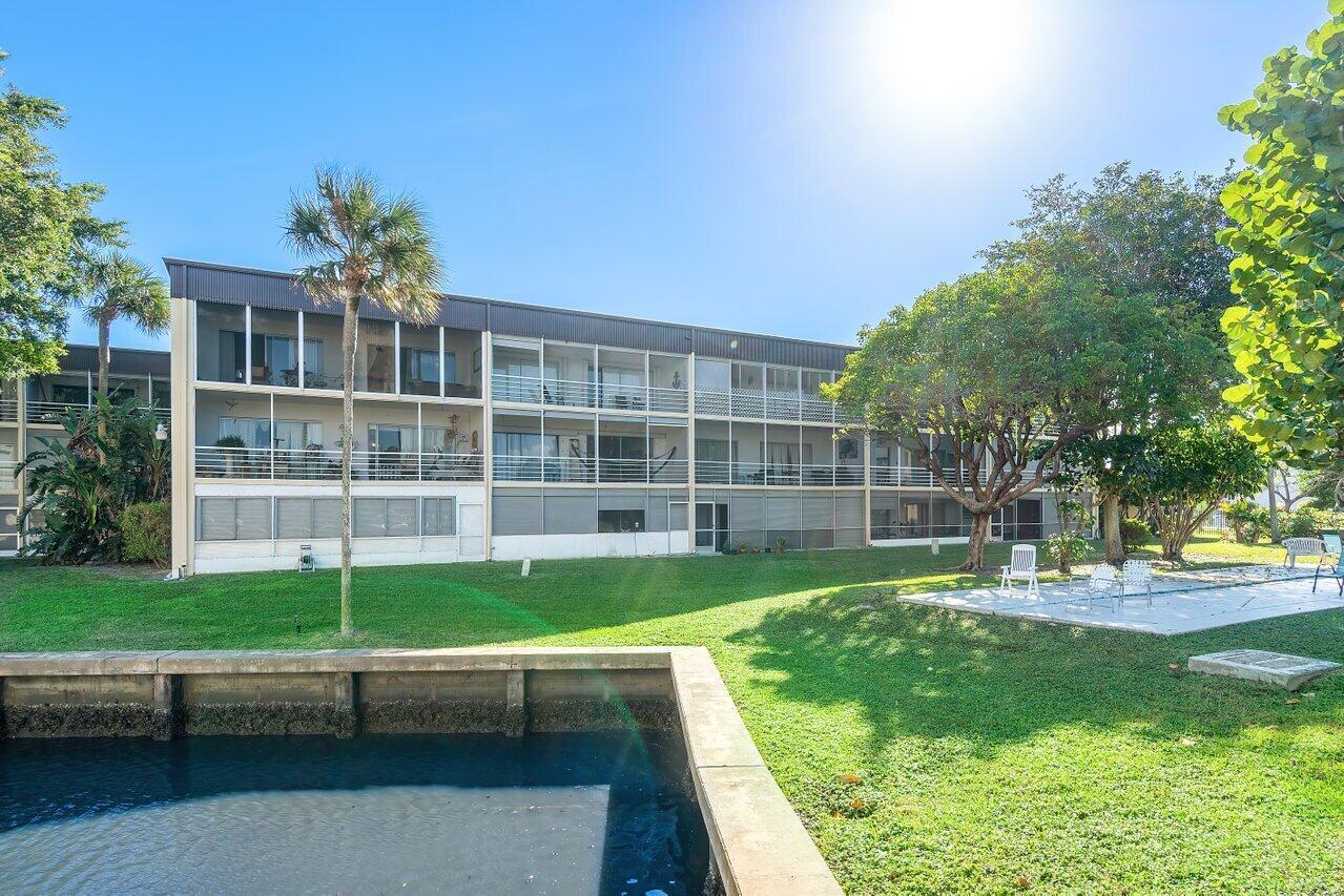 WATERWAY CLUB - Residential