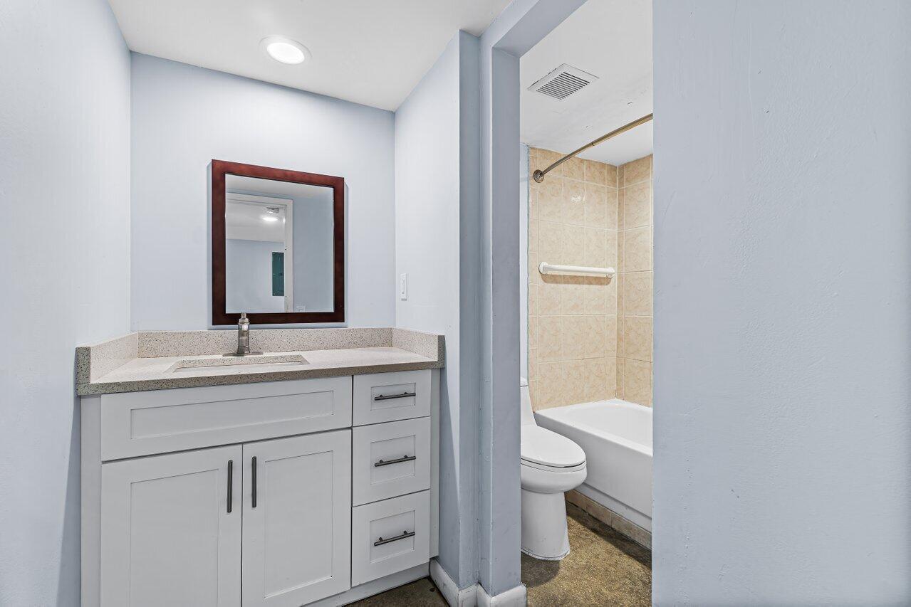 WATERWAY CLUB - Residential