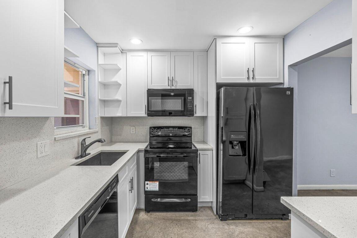 View photos, virtual tours, details... 200 Waterway Drive S 202