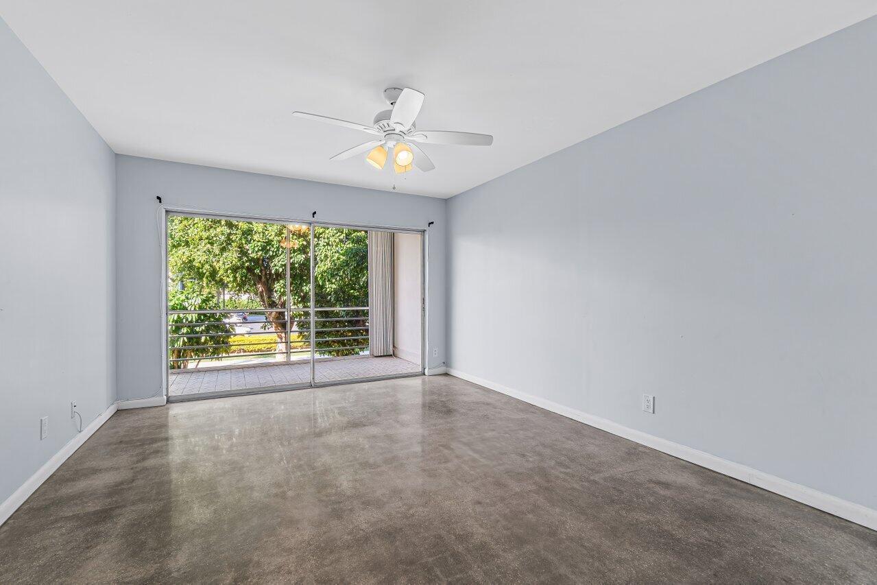 WATERWAY CLUB - Residential