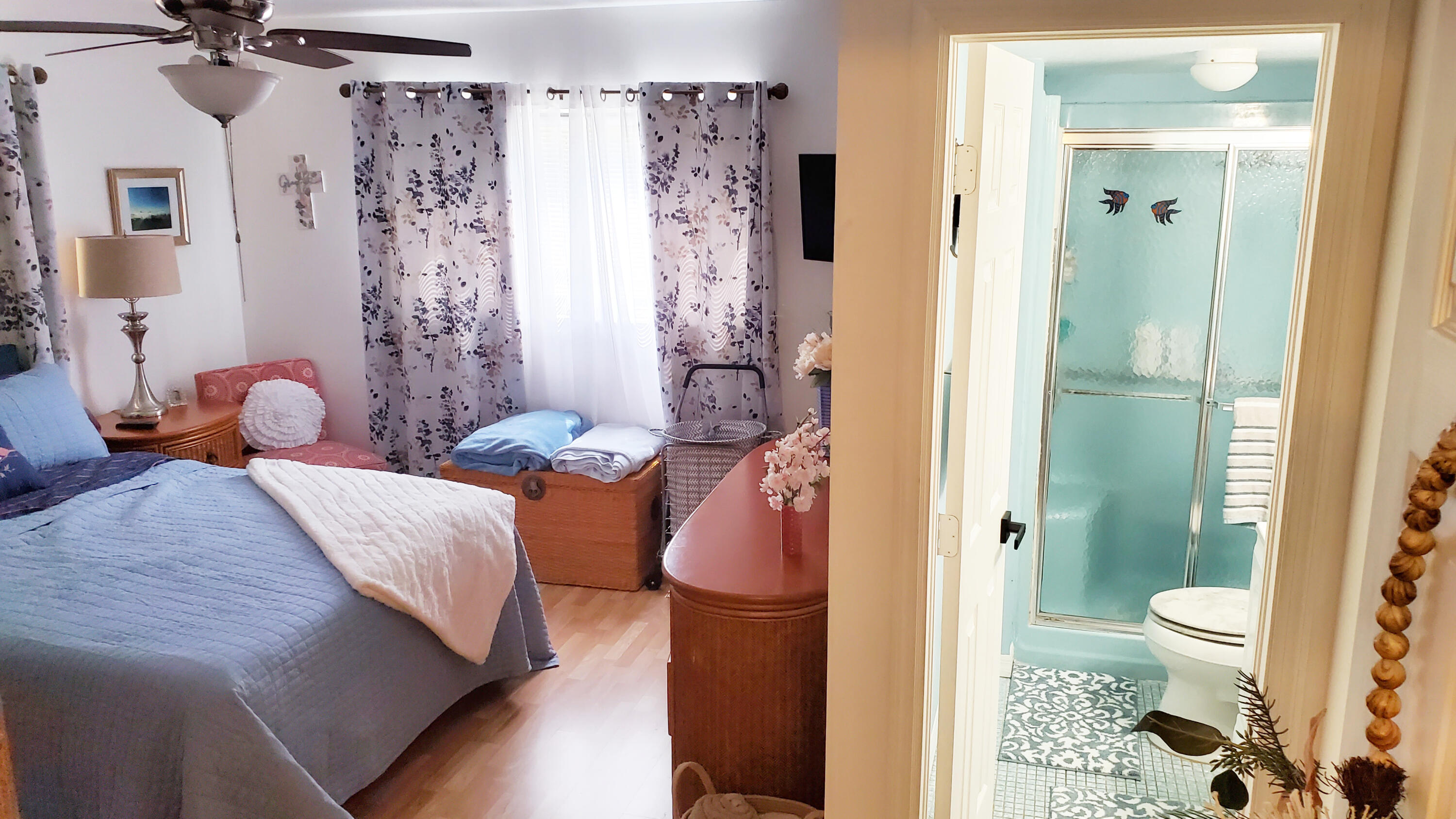 VILLAGE ROYALE ON THE GREEN CONDO - Residential