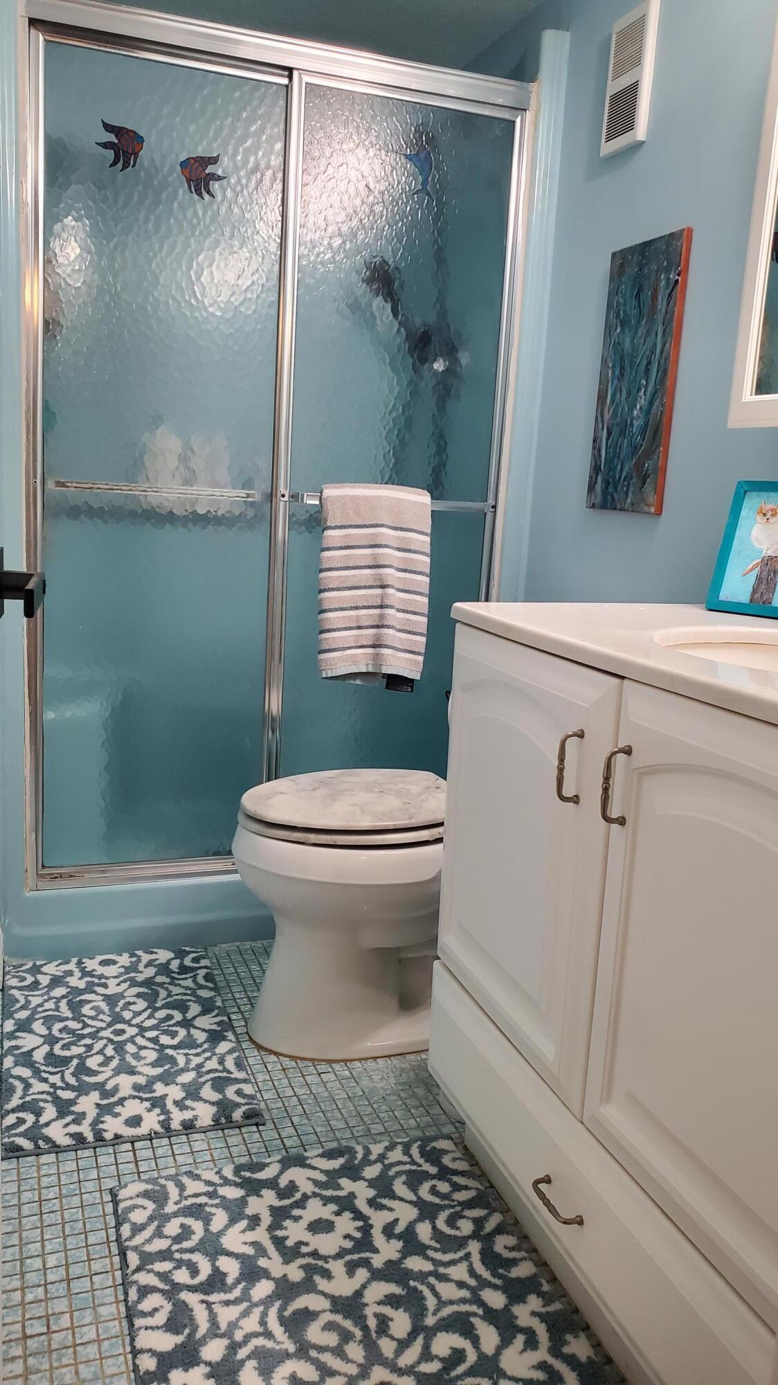 VILLAGE ROYALE ON THE GREEN CONDO - Residential