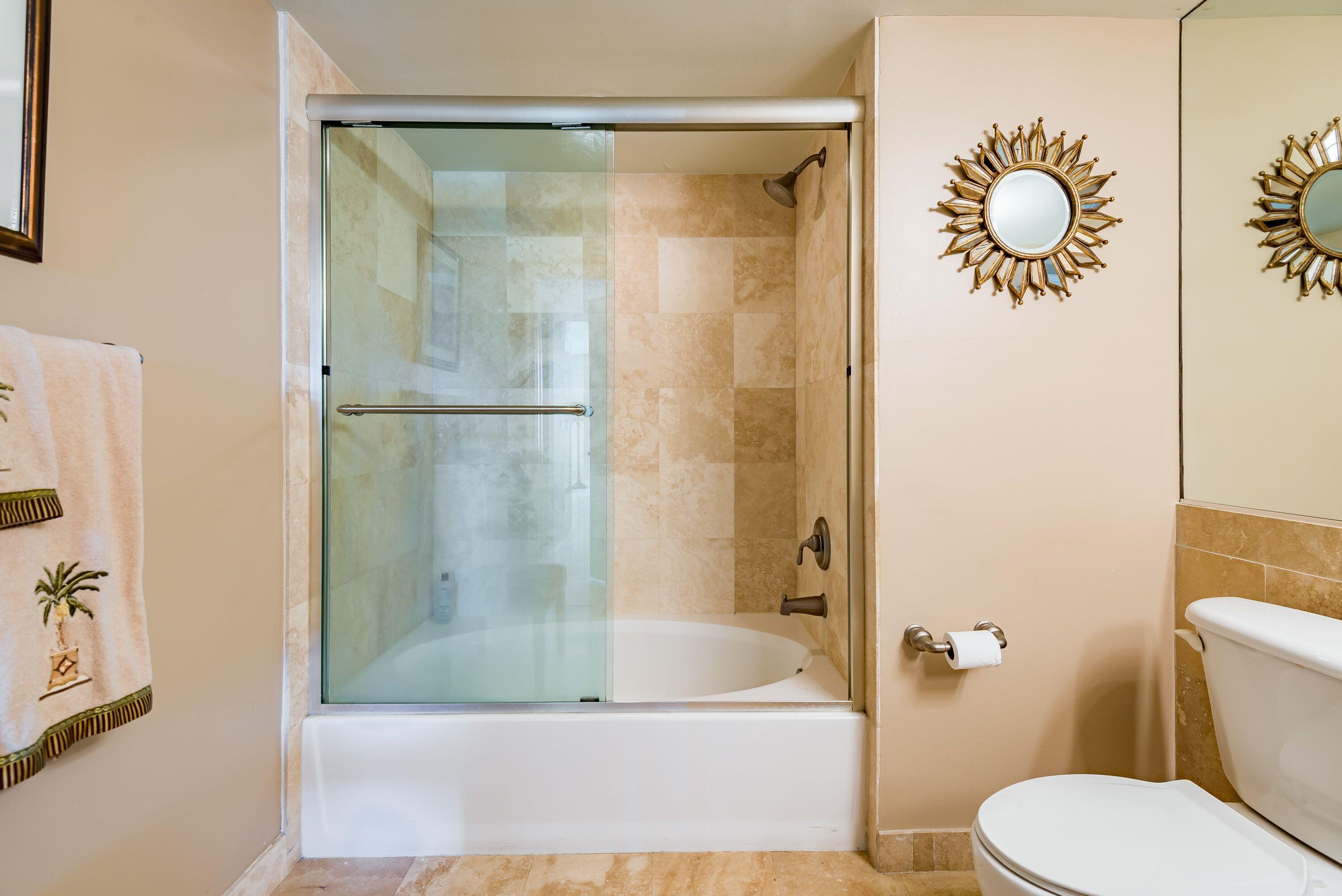 PALMETTO PLACE CONDO - Residential Lease