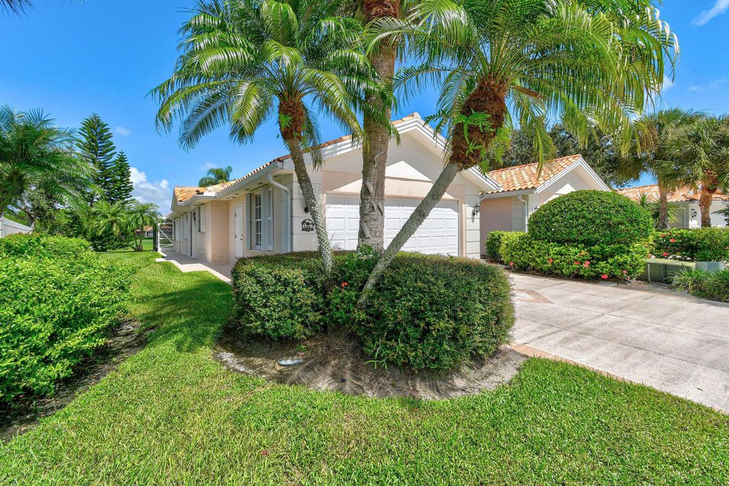 Photo of 8252 SE Double Tree Drive, Hobe Sound, FL 33455 (MLS # R11125744)