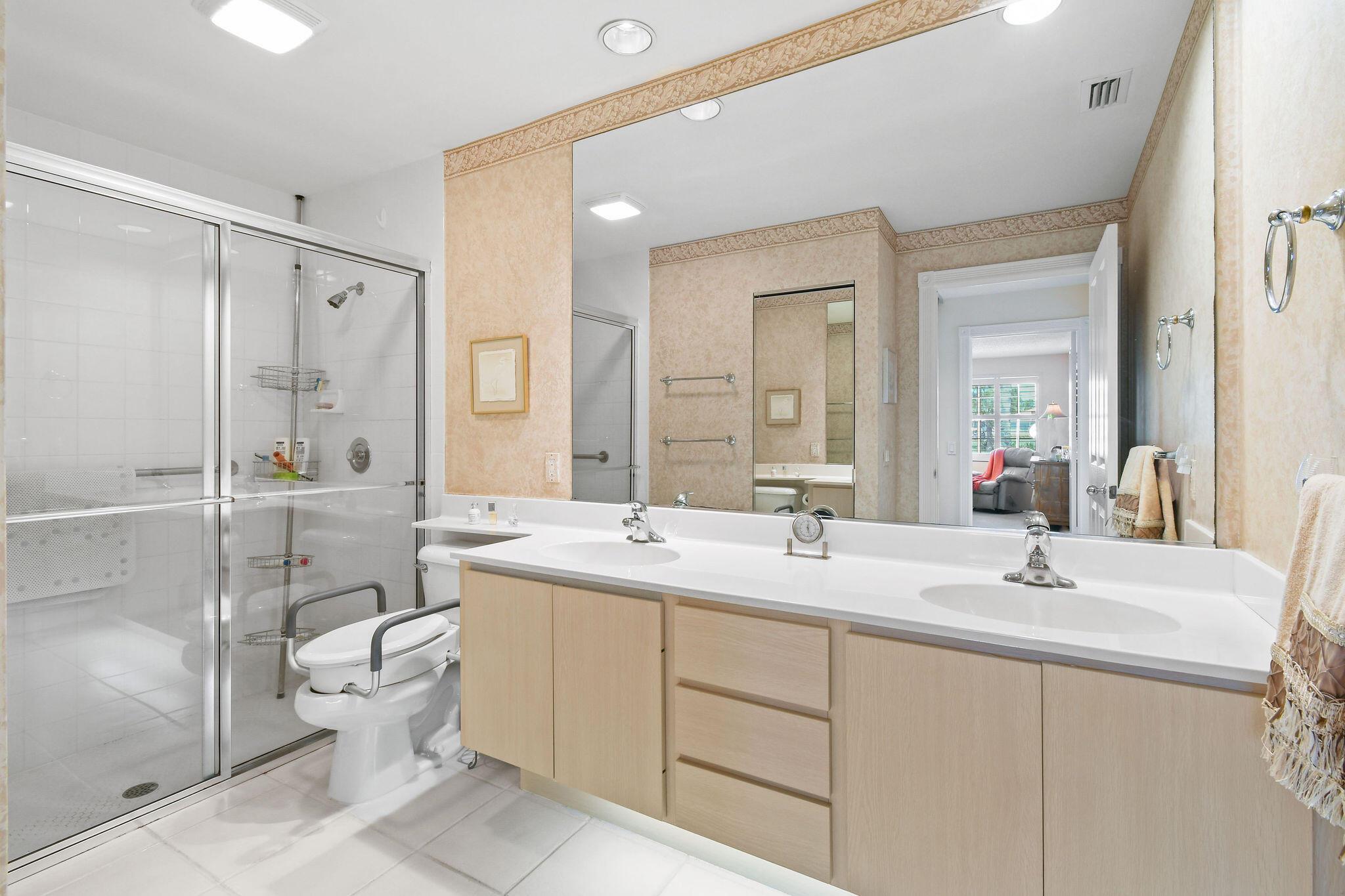Double Tree - Residential