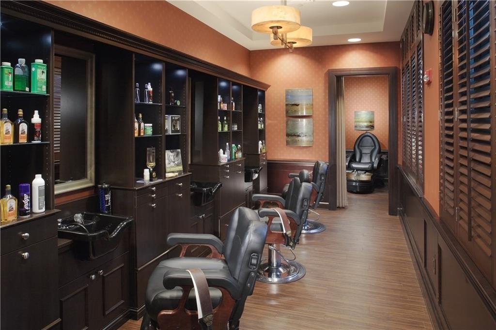 Lakewood Condo - Residential