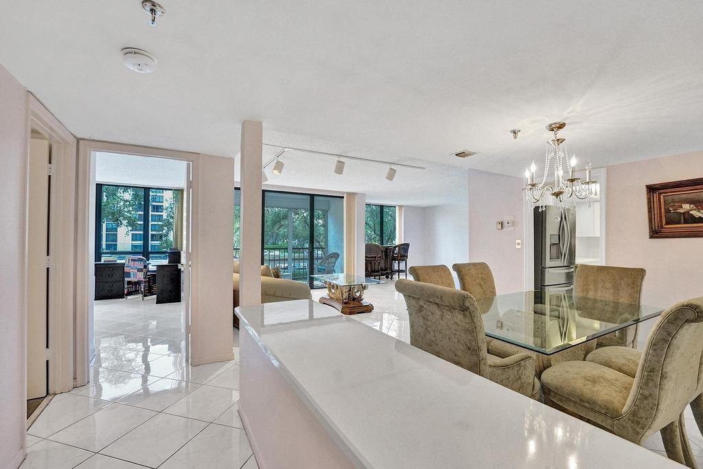Lakewood Condo - Residential