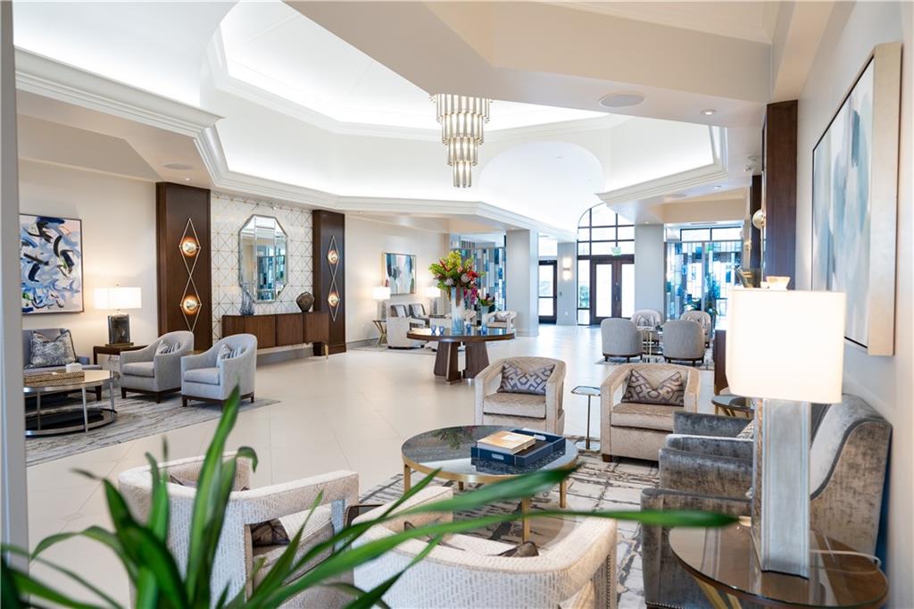 Lakewood Condo - Residential