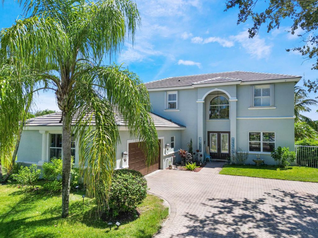 Photo of 6025 Indian Forest Cir, Lake Worth, FL 33463 (MLS # B26008865)