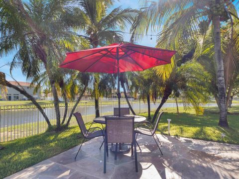 Tiny photo for 6025 Indian Forest Cir, Lake Worth, FL 33463 (MLS # B26008865)