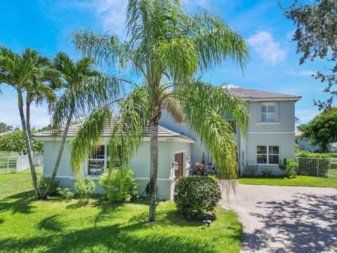 Tiny photo for 6025 Indian Forest Cir, Lake Worth, FL 33463 (MLS # B26008865)