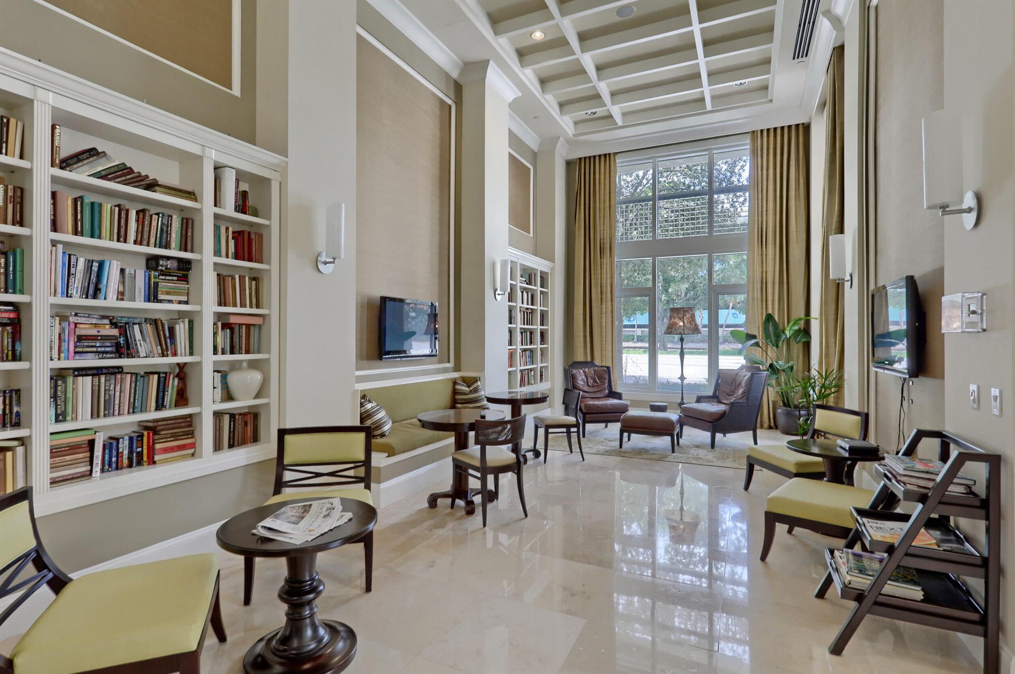 CITY PALMS CONDO - Residential Lease