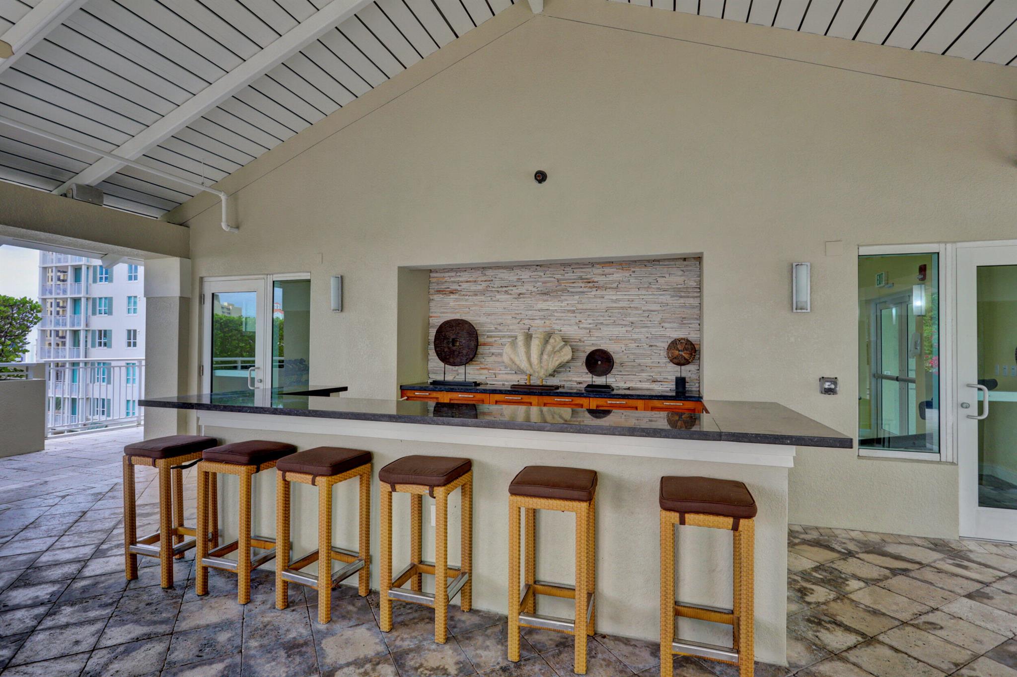 CITY PALMS CONDO - Residential Lease