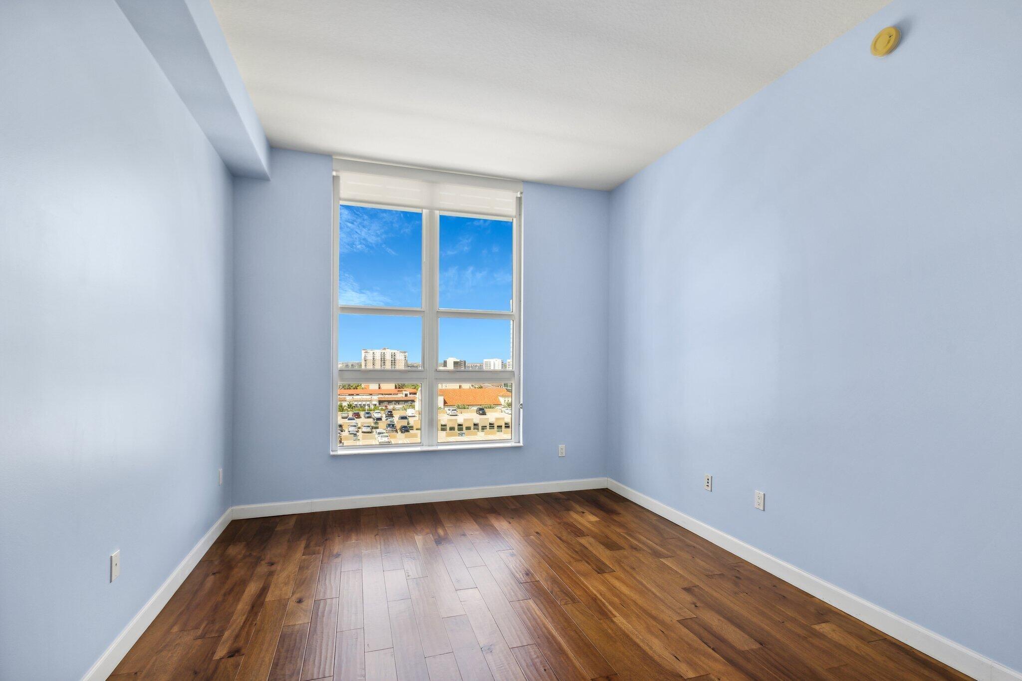 CITY PALMS CONDO - Residential Lease