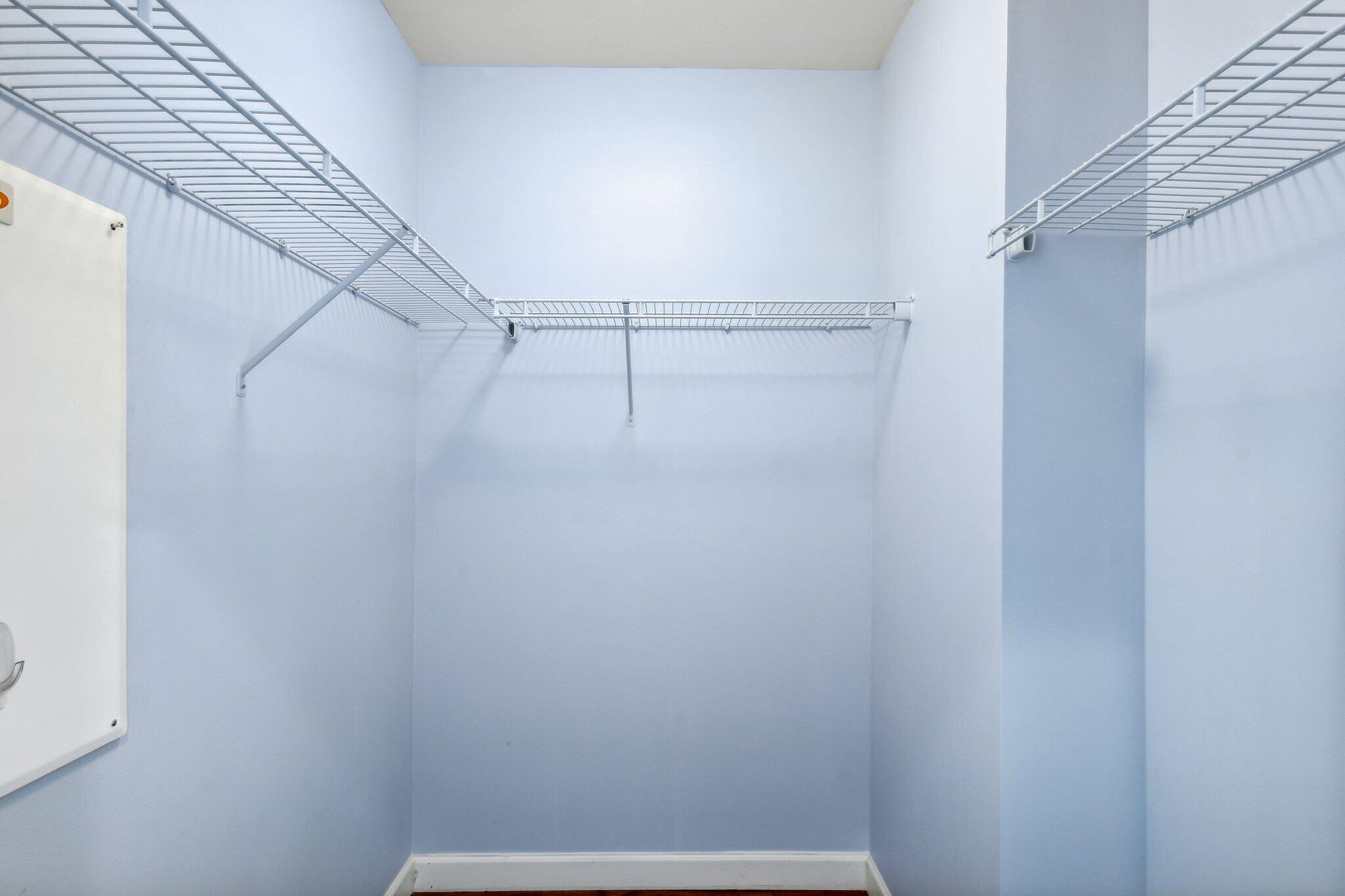 CITY PALMS CONDO - Residential Lease