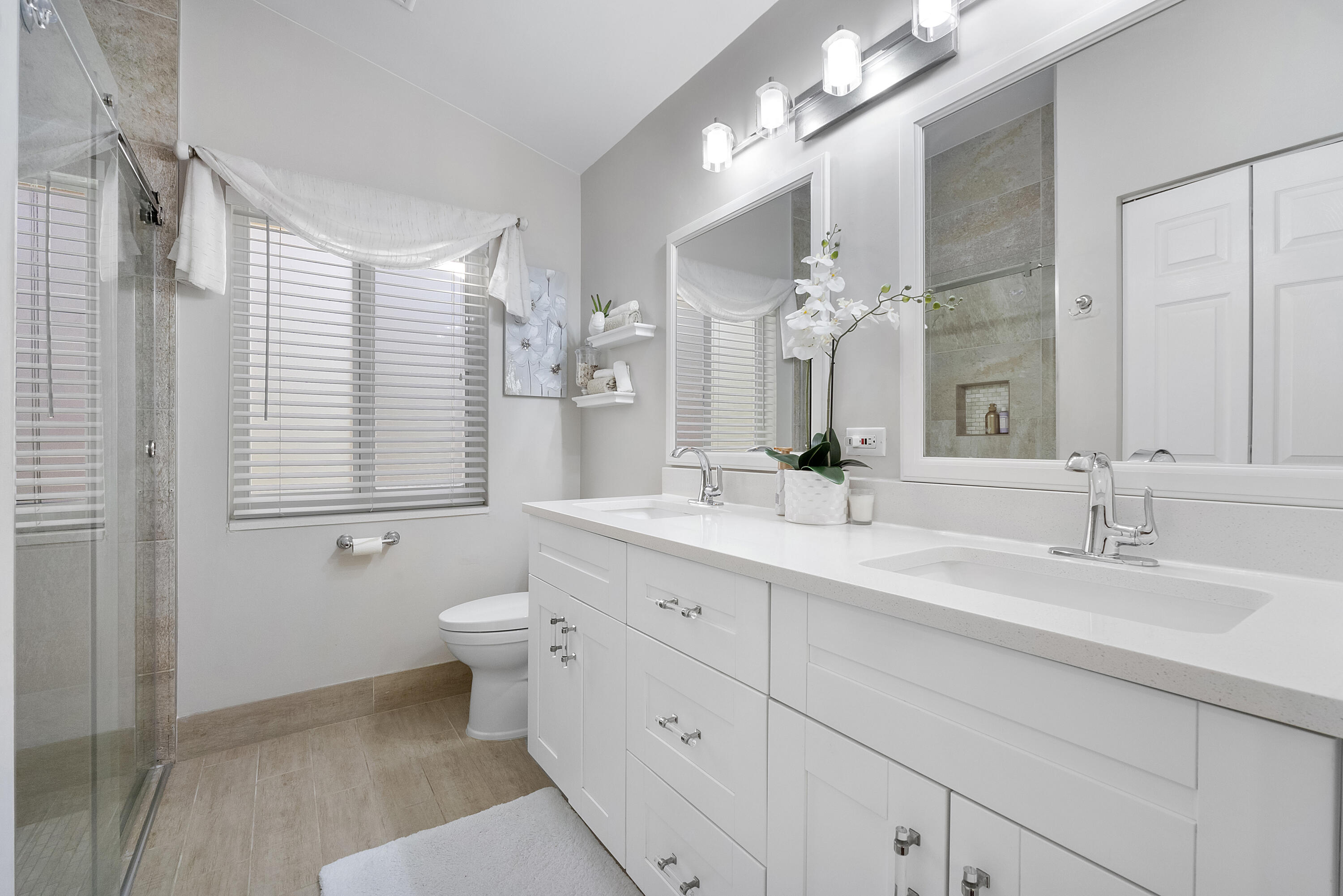 REGENCY LAKES AT COCONUT CREEK - Residential Lease