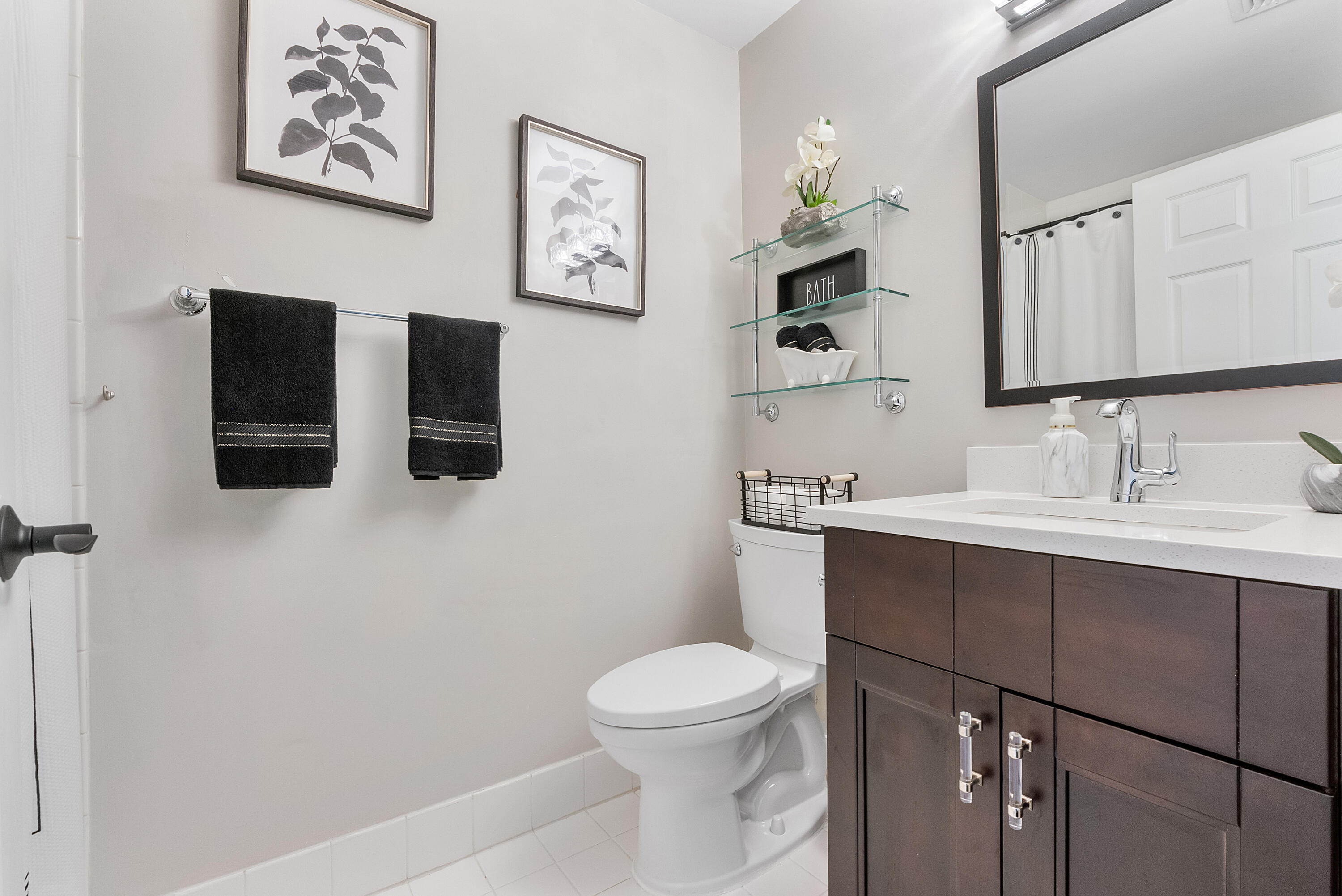 REGENCY LAKES AT COCONUT CREEK - Residential Lease