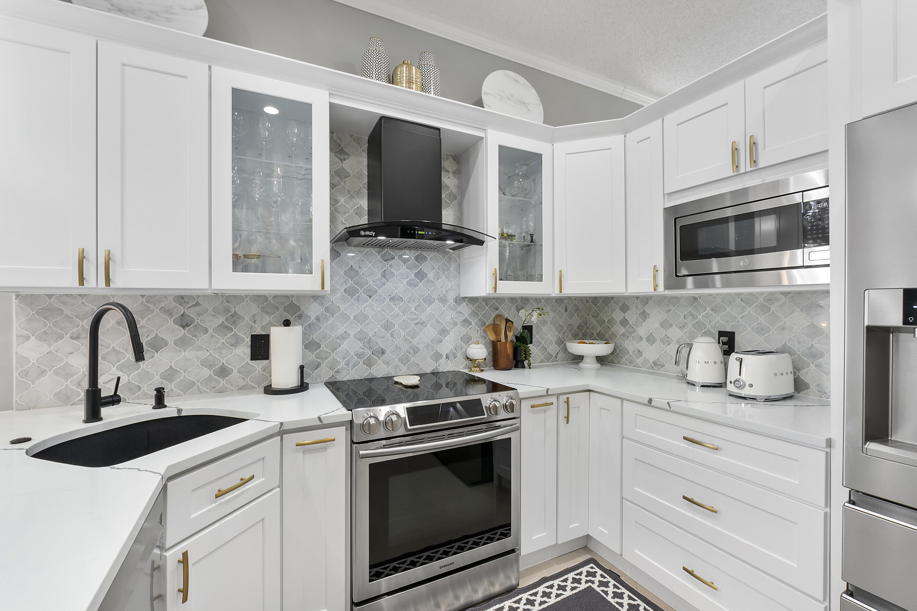 REGENCY LAKES AT COCONUT CREEK - Residential Lease