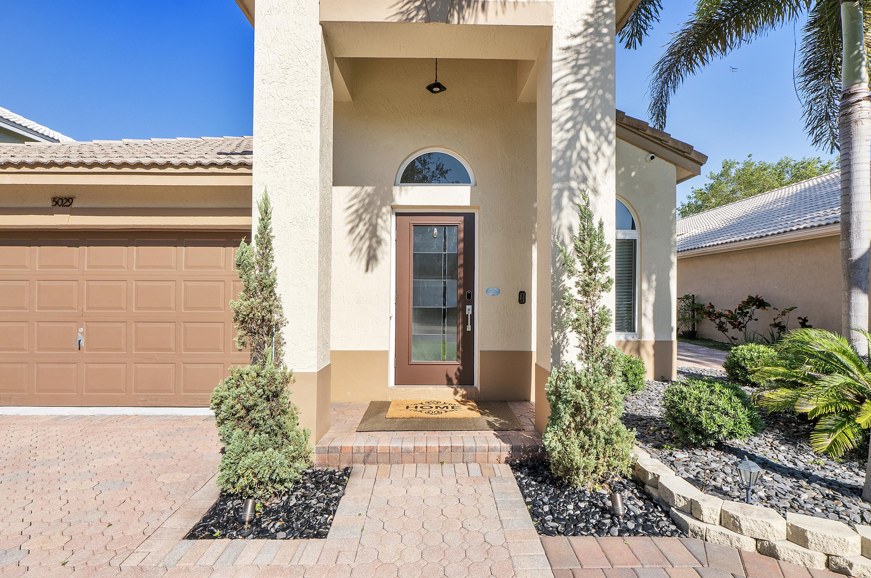REGENCY LAKES AT COCONUT CREEK - Residential Lease
