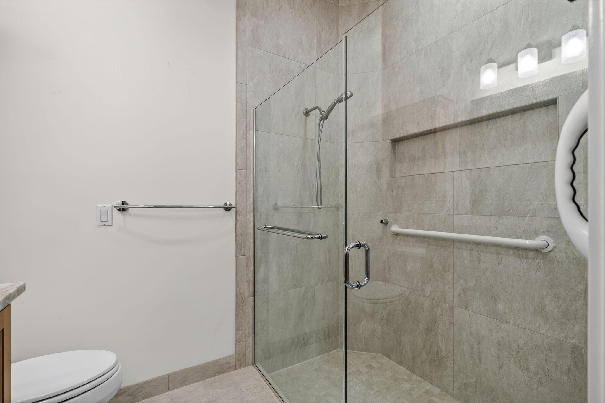 DOUBLE TREE - Residential