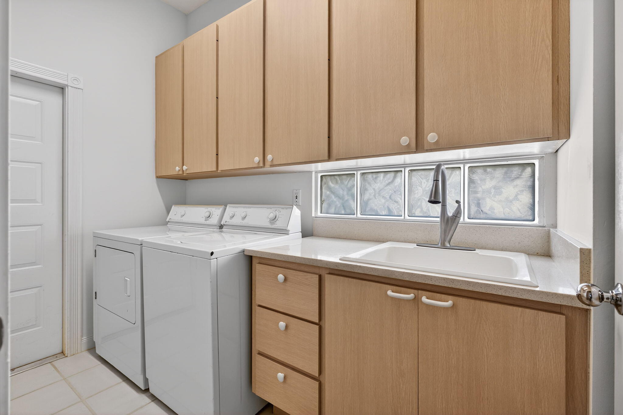 DOUBLE TREE - Residential