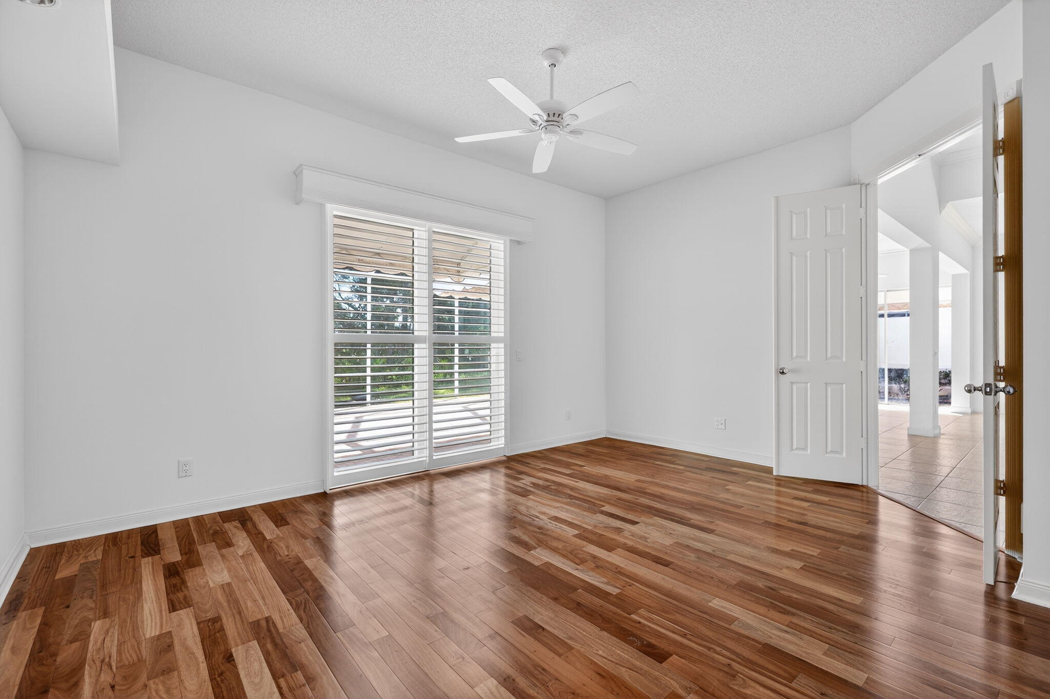 DOUBLE TREE - Residential