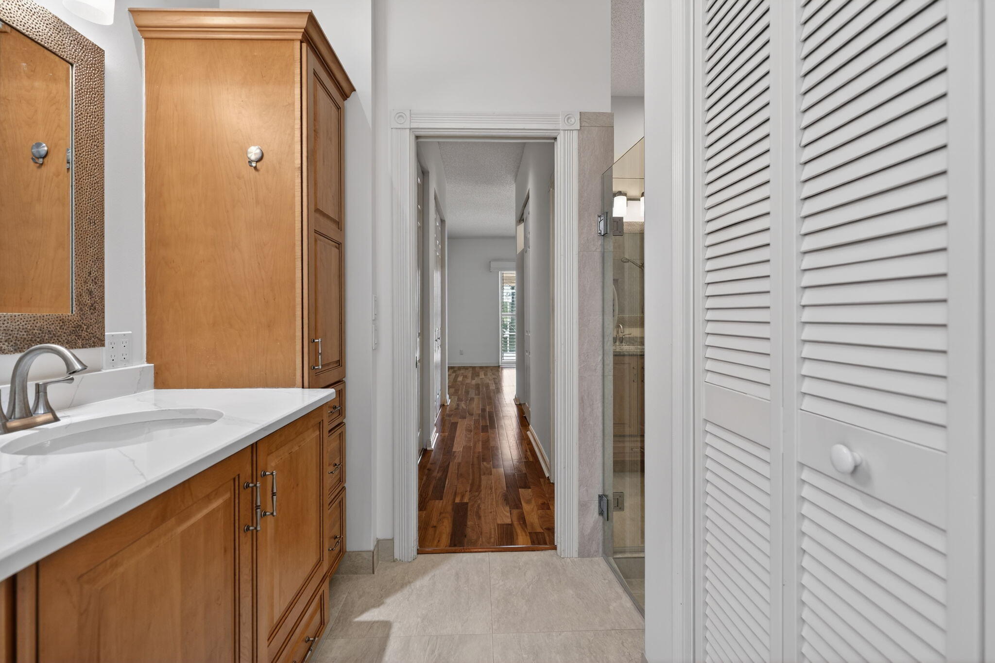 DOUBLE TREE - Residential