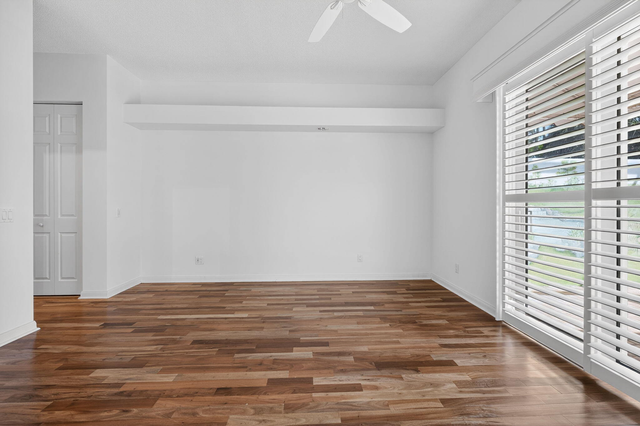 DOUBLE TREE - Residential