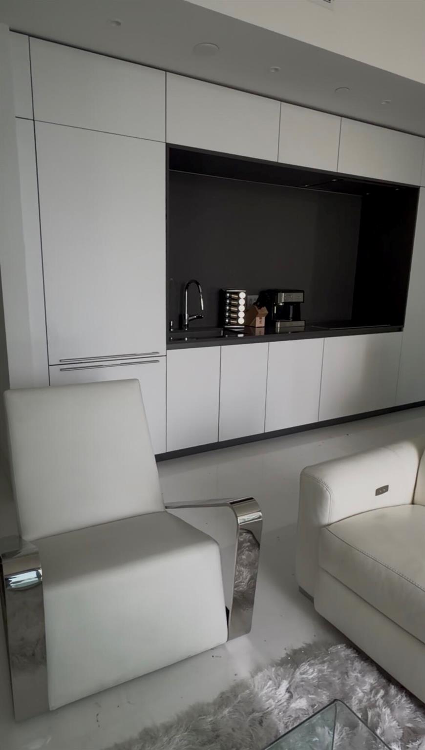 ASTON MARTIN RESIDENCES - Residential Lease