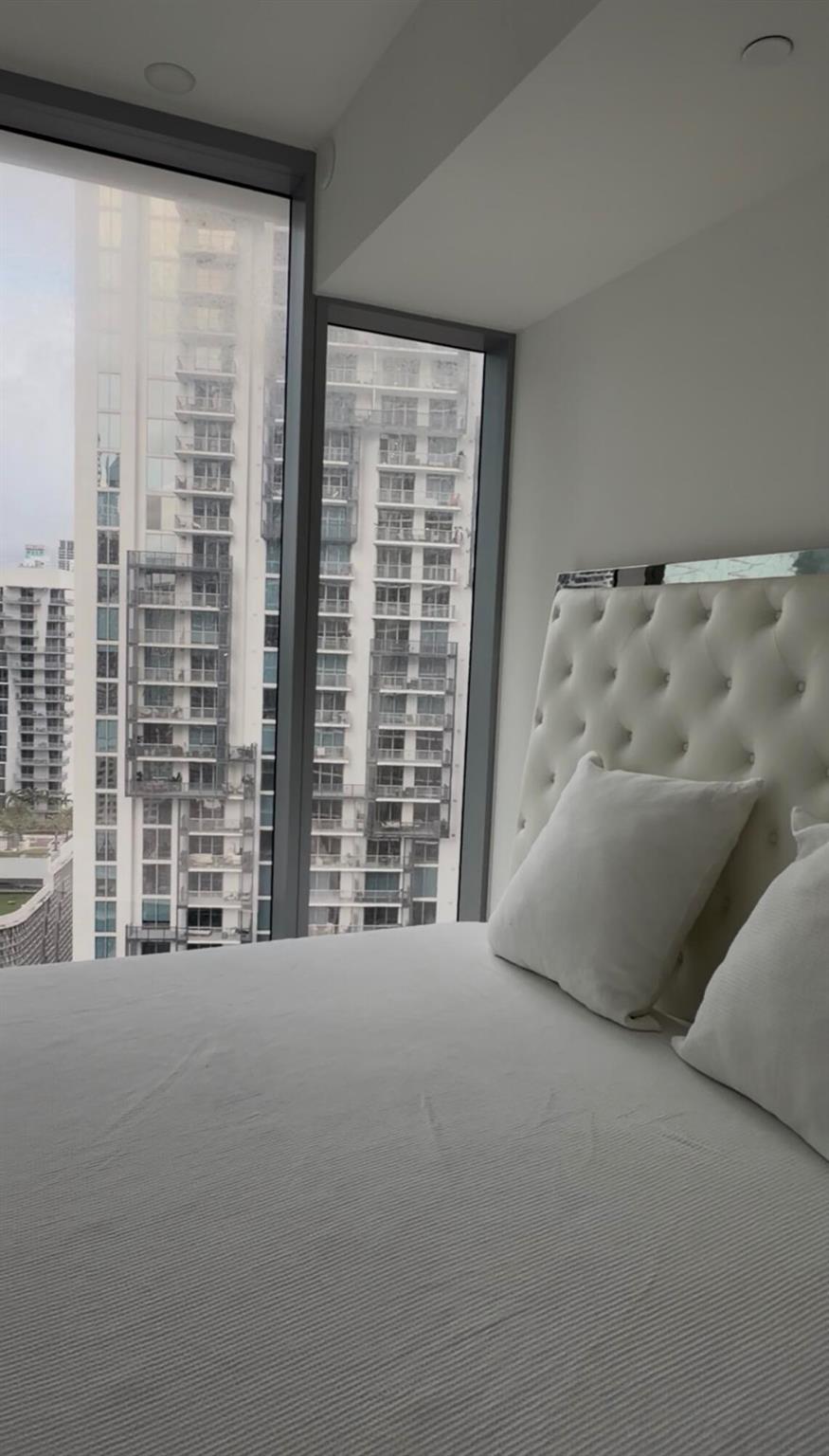 ASTON MARTIN RESIDENCES - Residential Lease
