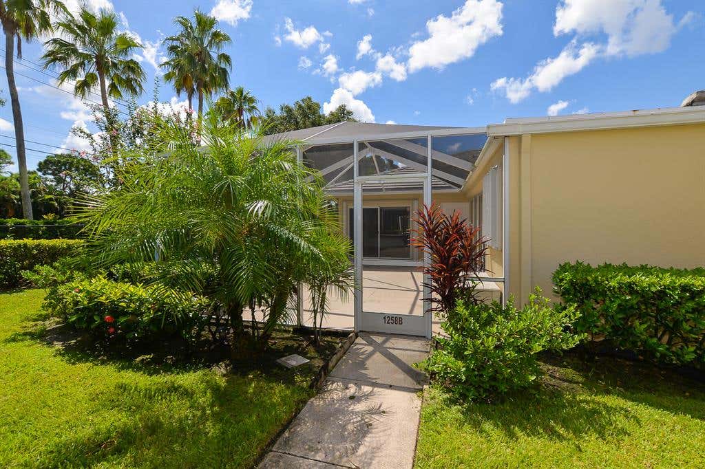 Photo of 1258 NW Sun Terrace Circle Cir #20b, Port St Lucie, FL 34986 (MLS # R10746275)