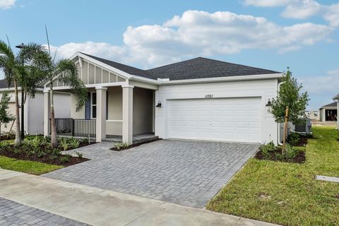 A home in Port St Lucie