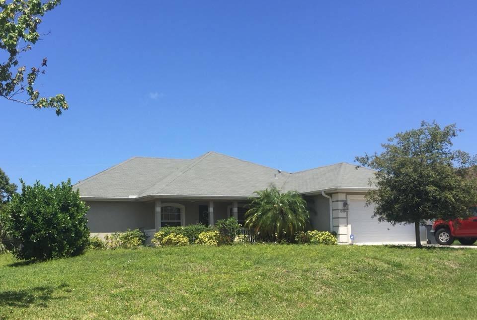 Roomy 3 bedroom / 2 bath home with nearly 2,100 sq. ft. of living space.Split bedroom floor plan for added privacy.Formal dining and living areas, Fenced backyard, perfect for outdoor enjoyment.