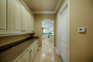 VERSAILLES - Residential