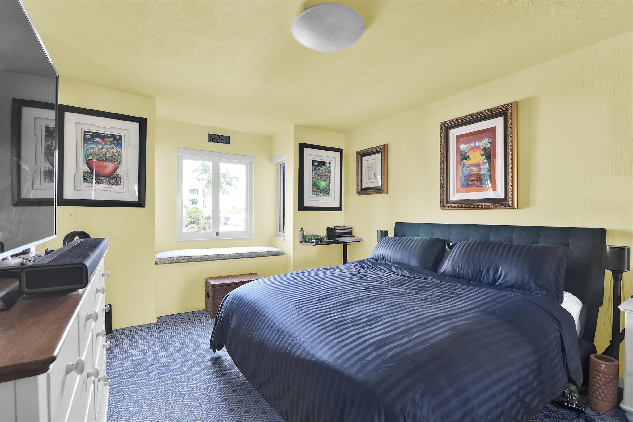 MIZNER COURT CONDO - Residential