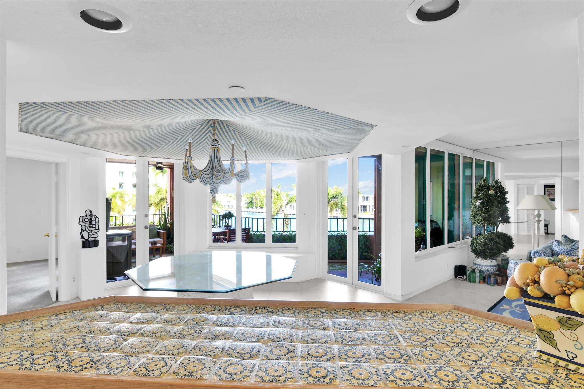 MIZNER COURT CONDO - Residential