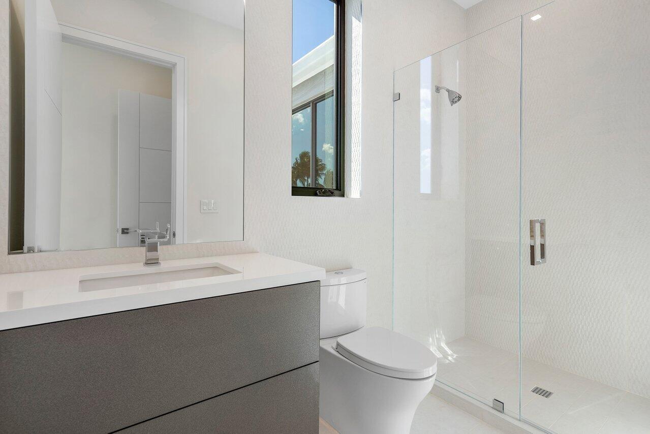 RIO DEL REY SHORES - Residential