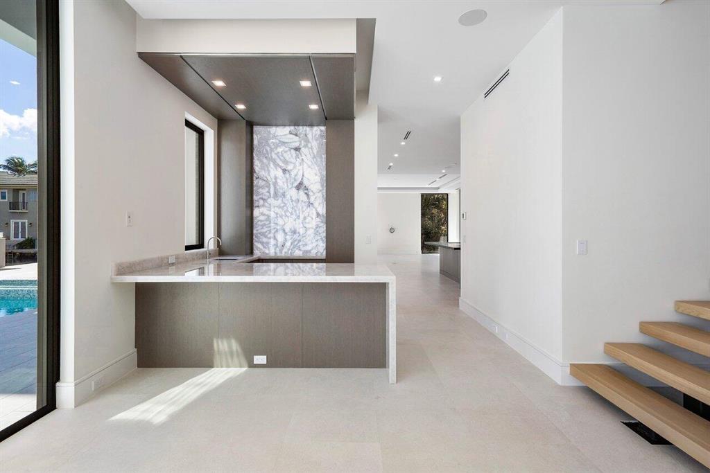 RIO DEL REY SHORES - Residential