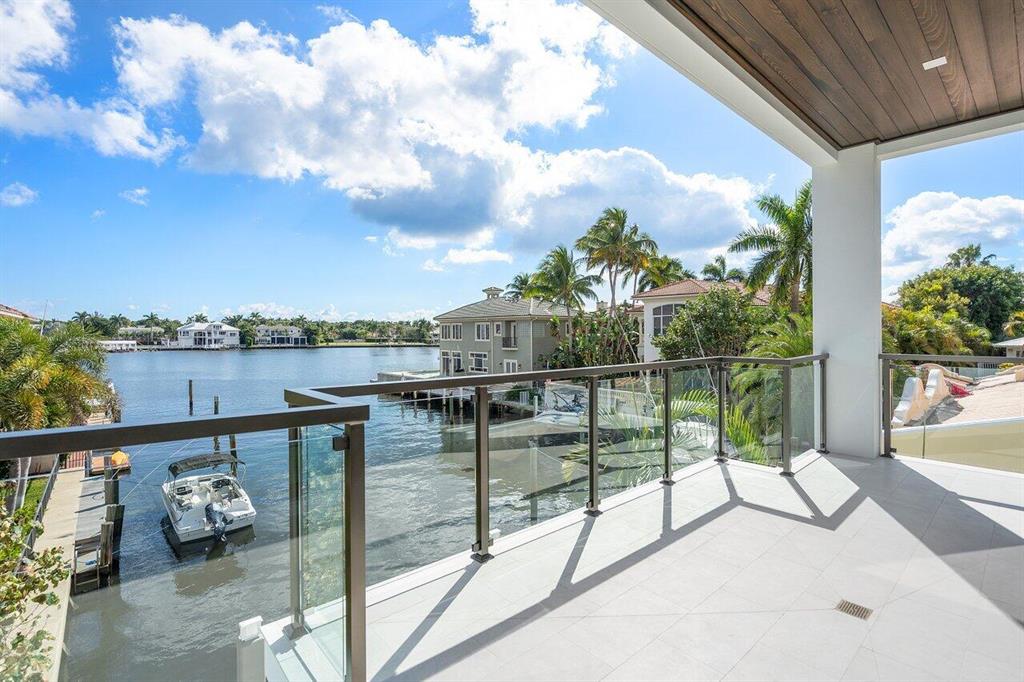 RIO DEL REY SHORES - Residential