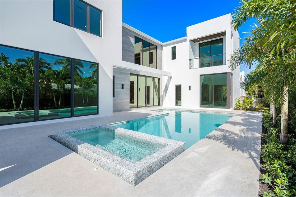 RIO DEL REY SHORES - Residential