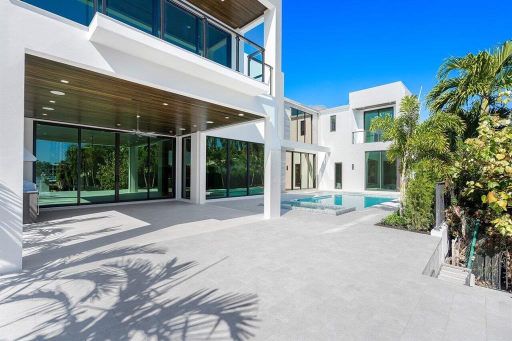 RIO DEL REY SHORES - Residential